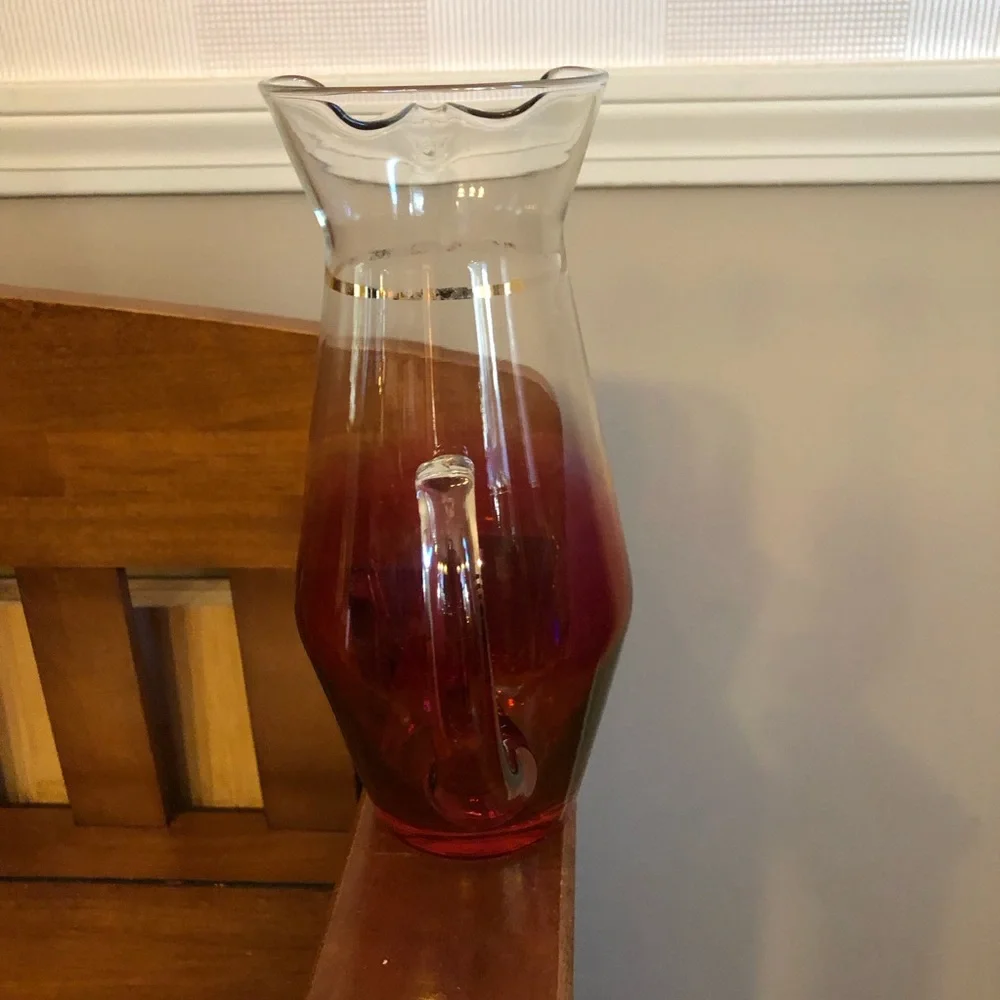 Elegant Ombre Glass Pitcher and Tumbler Set - Picture 9 of 13